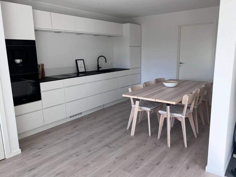 Top Floor Apartment Arossanden 5 A クリスティアンサン エクステリア 写真